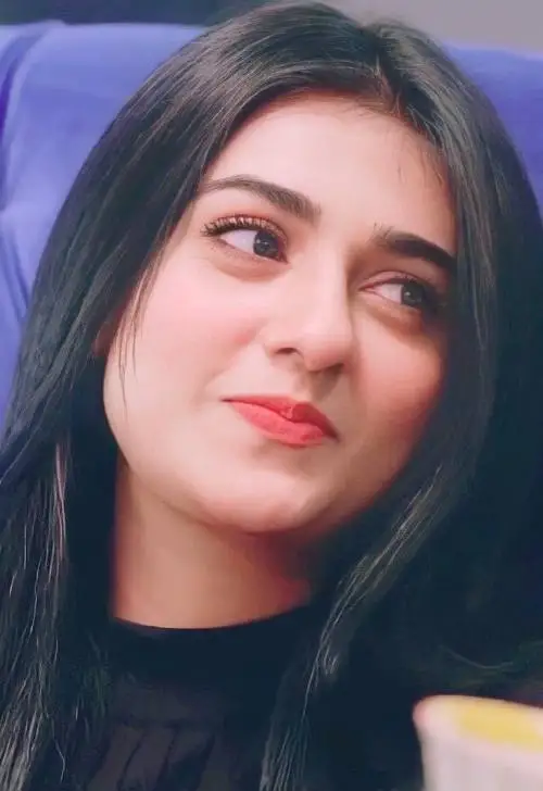 সুন্দরী ডাক্তারের গুদে চুদলো বয়স্ক লোকেরা